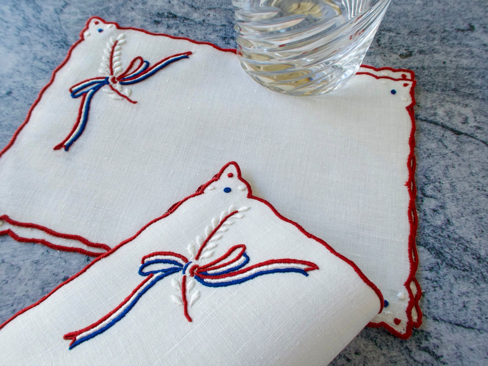 Americana Bows Vintage Linen Cocktail Napkins, Set of 6