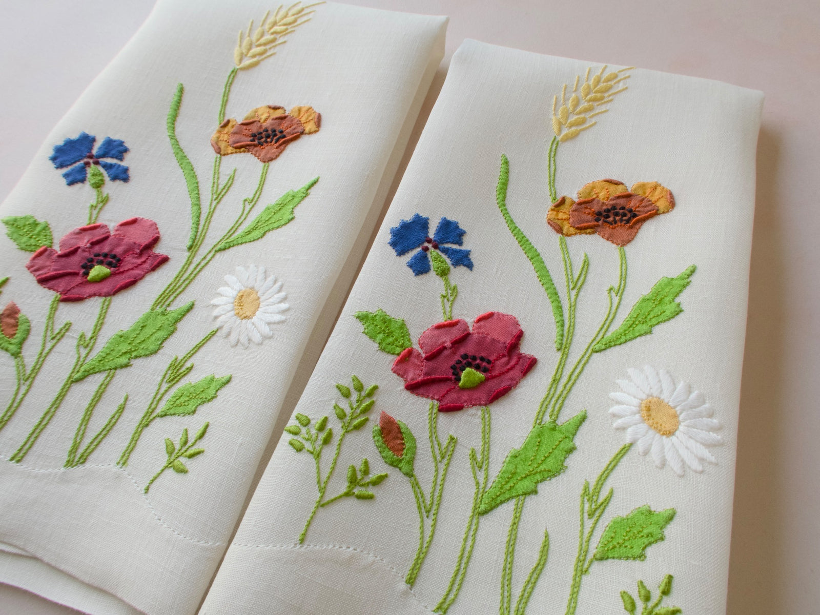 Wildflowers Vintage Madeira Linen Guest Towels, Set of 2