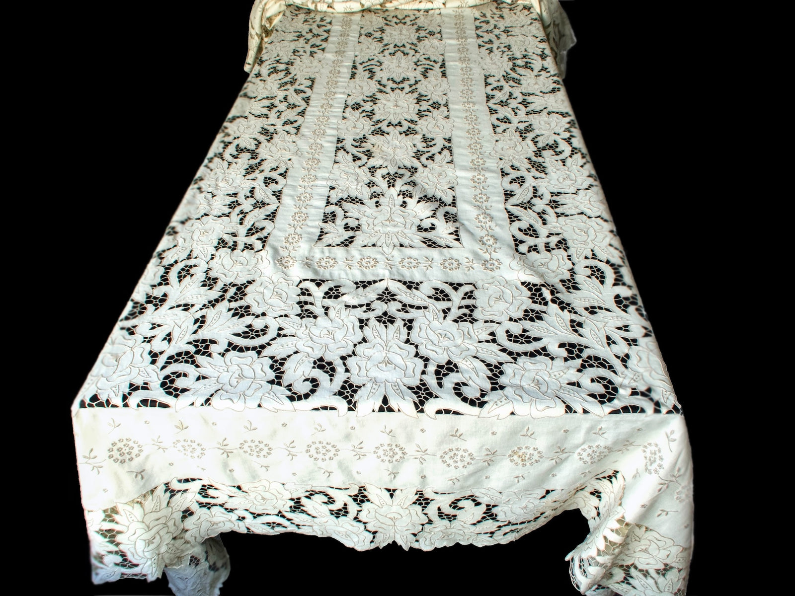 The Grand Madeira 22-foot Vintage Hand Embroidered Tablecloth 68x280, 24 Napkins
