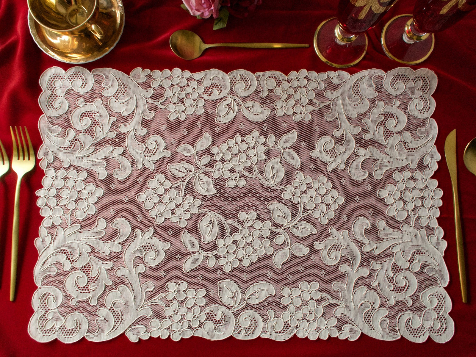 Floral Vintage Ecru Alencon Lace 8 XL Placemats Made in France