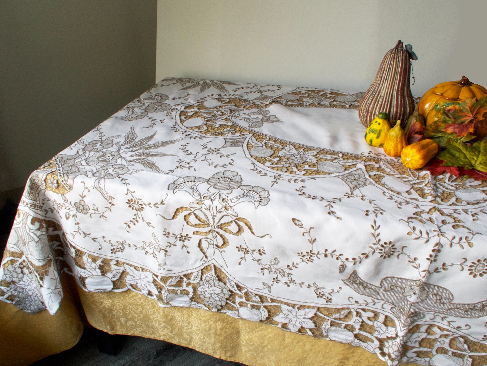 Fruit & Wheat Antique Madeira Embroidery Linen Tablecloth 66x102