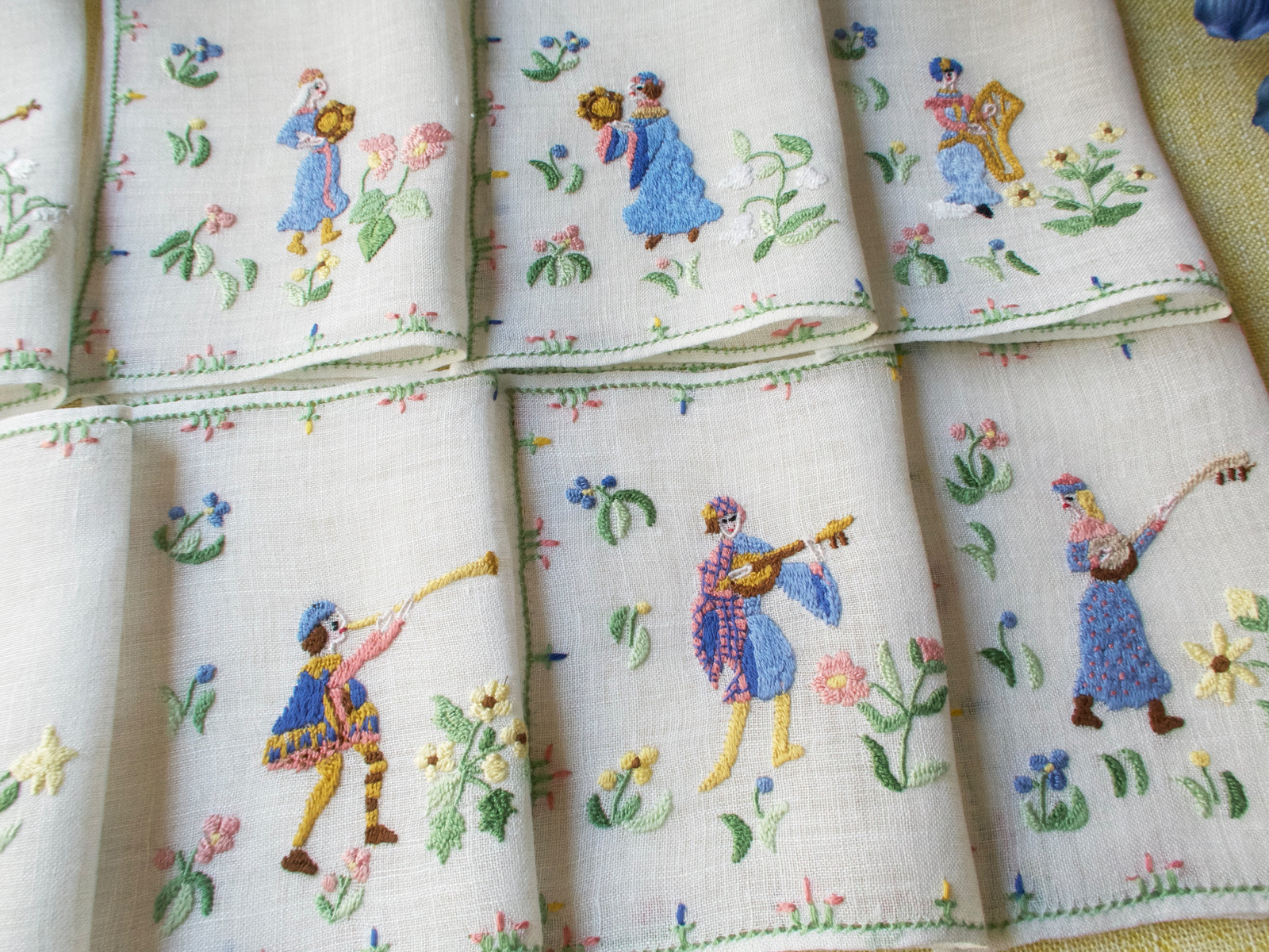Medieval Musicians, Vintage Rapisardi Italian Cocktail Napkins, Set of 10