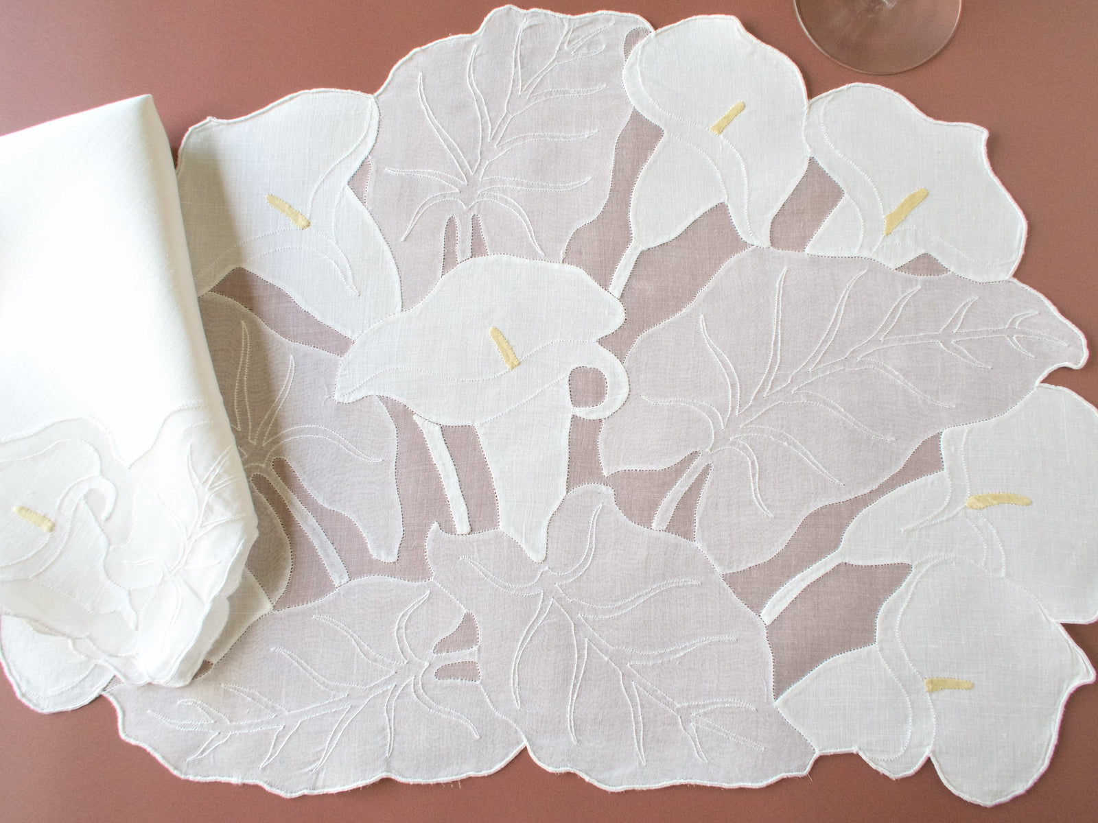 Vintage Madeira linen placemat and napkin set, calla lily appliqué design, setting for 8