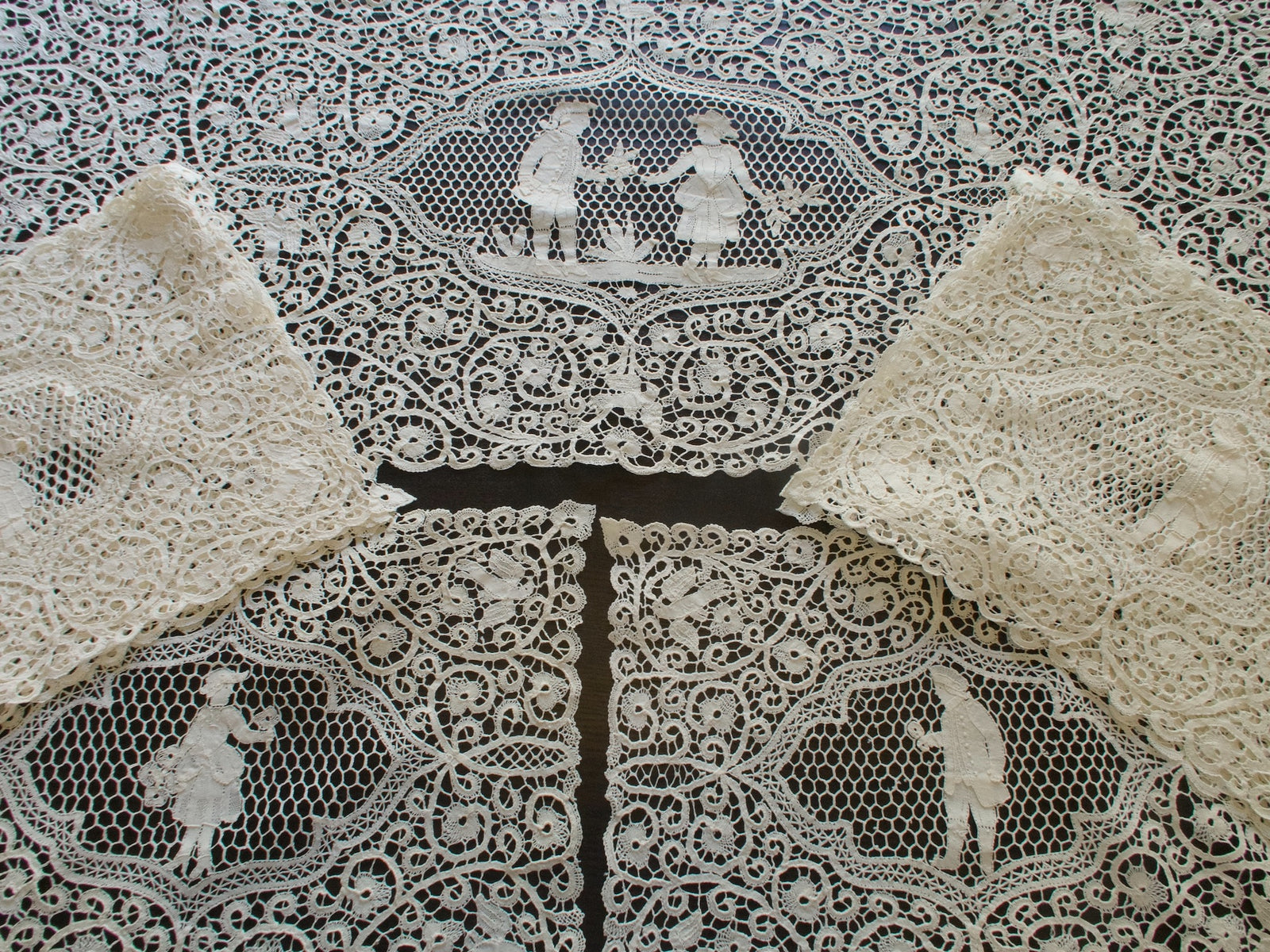 Romantic Courtship Vintage Italian Cantu Lace, 8 Placemats & Runner