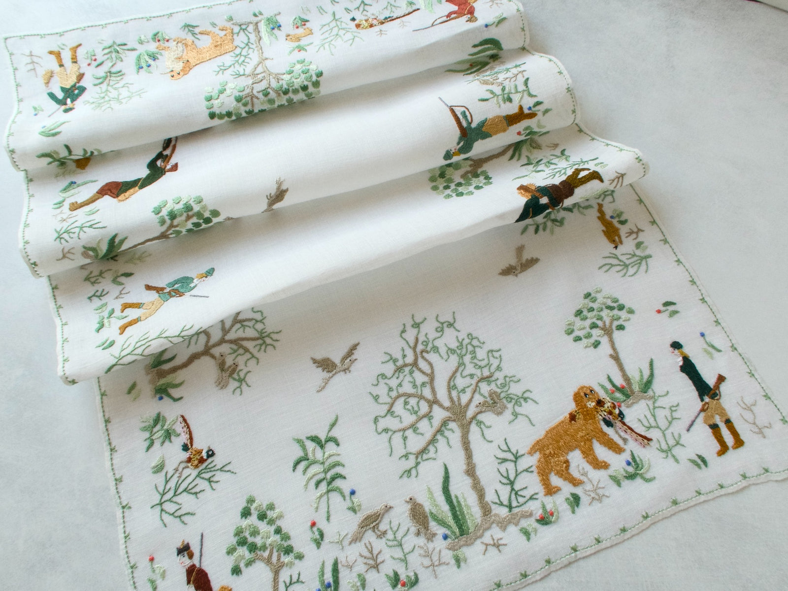 Hunting Party Vintage Rapisardi Italian Linen Runner 16x32
