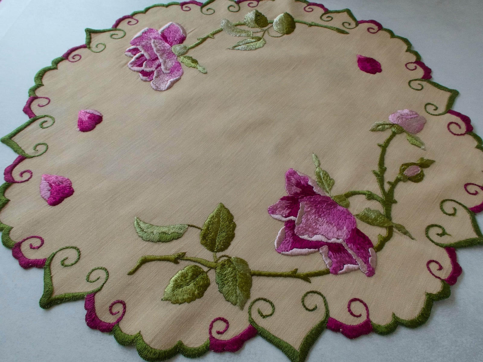 Violet Roses Vintage Silk Embroidery Centerpiece Doily 18