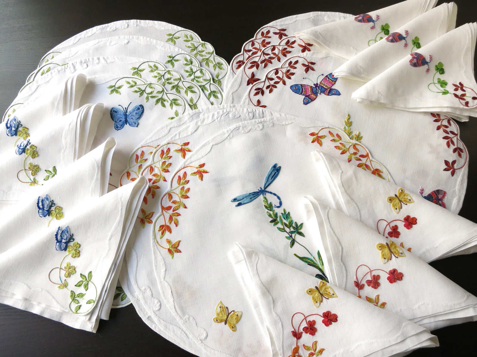 Dragonflies Butterflies Moths Vintage D Porthault Linen Placemat Setting for 8 + 1