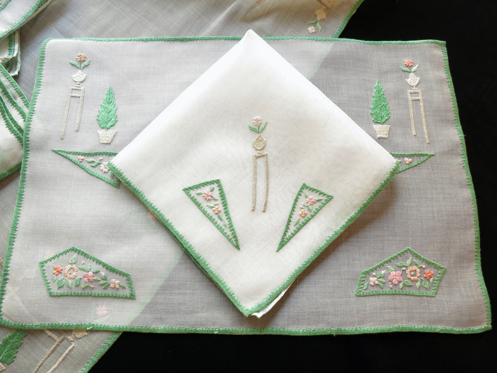 Formal Gardens Fountains Vintage Italian Placemat Set - Setting for 8