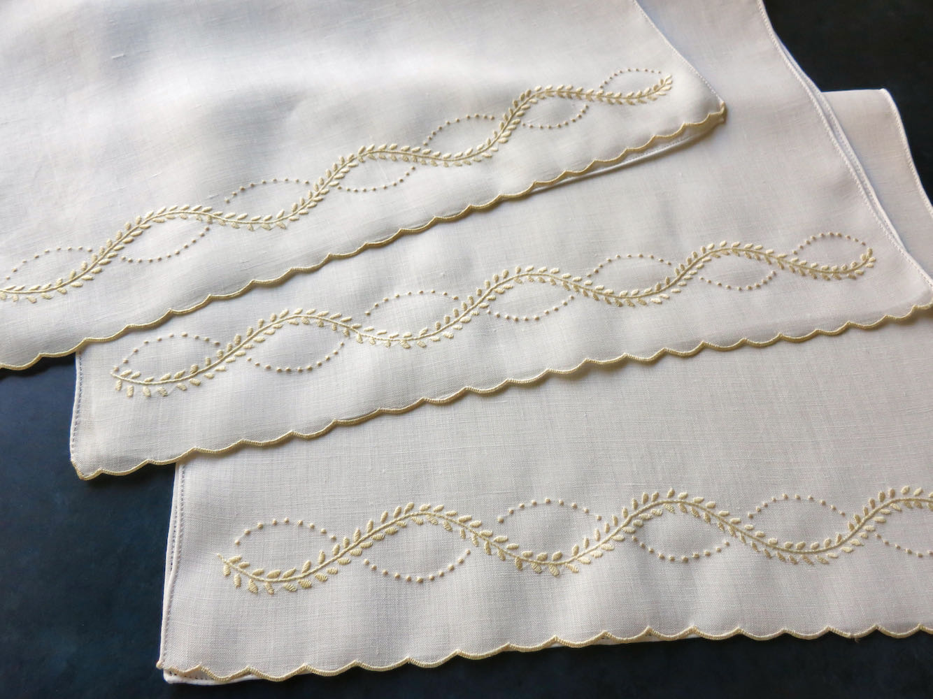 Vintage Italian Linen Embroidered Guest Towels