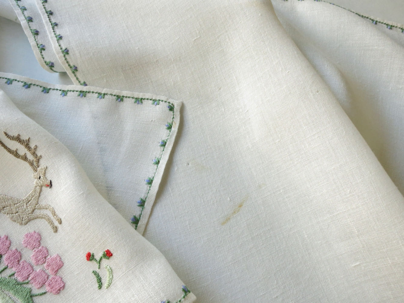 Vintage Rapisardi Hunting Motif Linen 17" Napkins, Set of 12