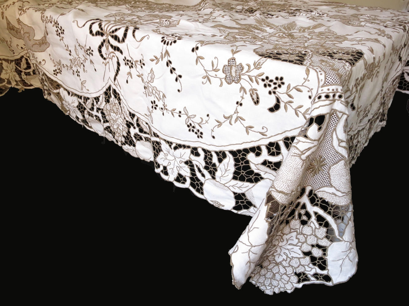 Fruit & Wheat Antique Madeira Embroidery Linen Tablecloth 66x102