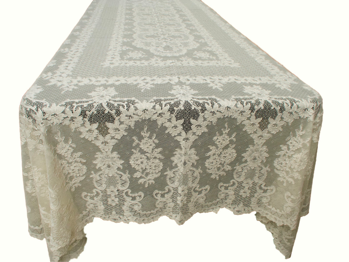 Pretty Floral Vintage Alencon Lace Tablecloth 66x108&quot;