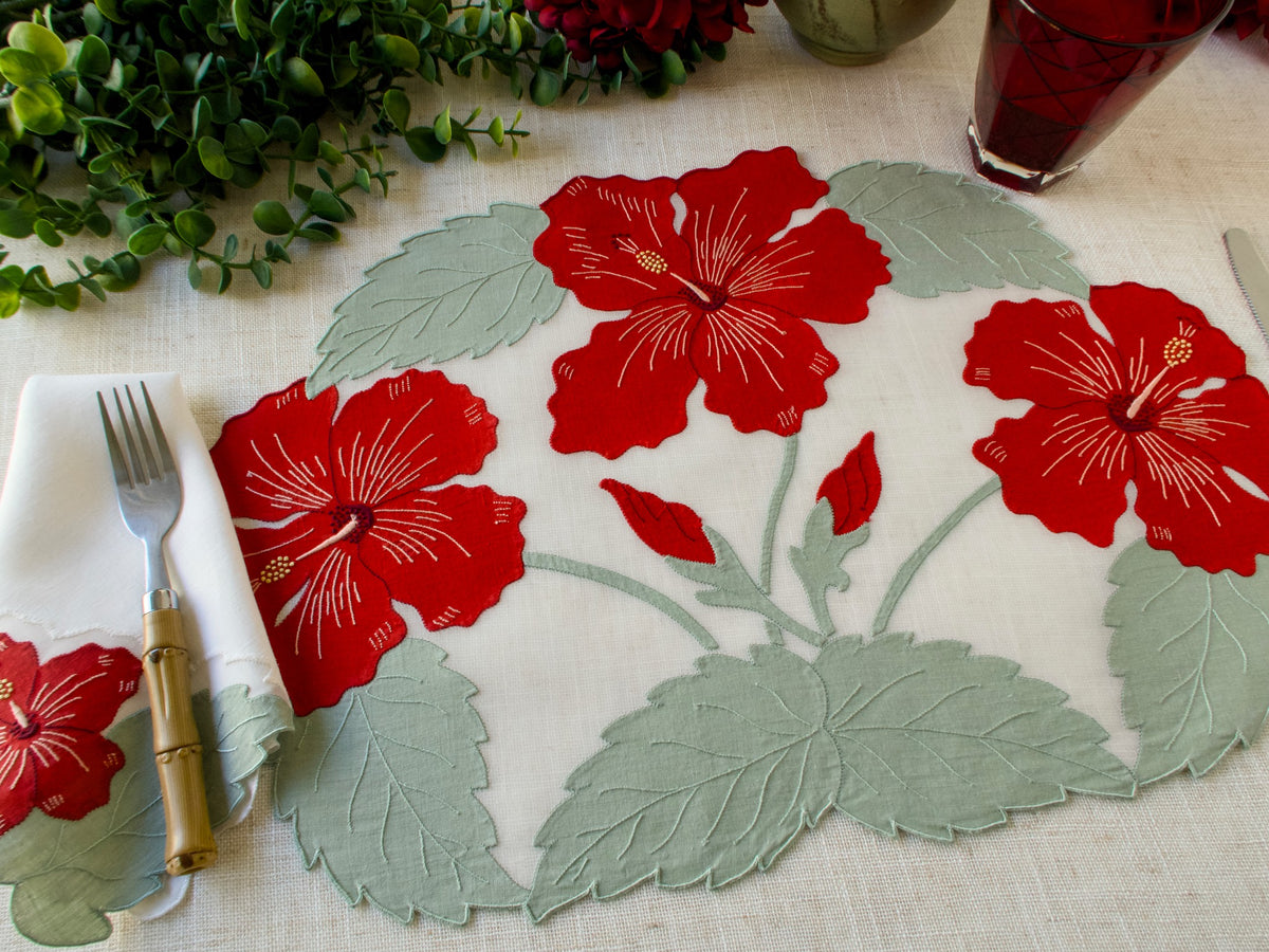 Red Hibiscus Vintage Madeira 16pc Placemat Set for 8