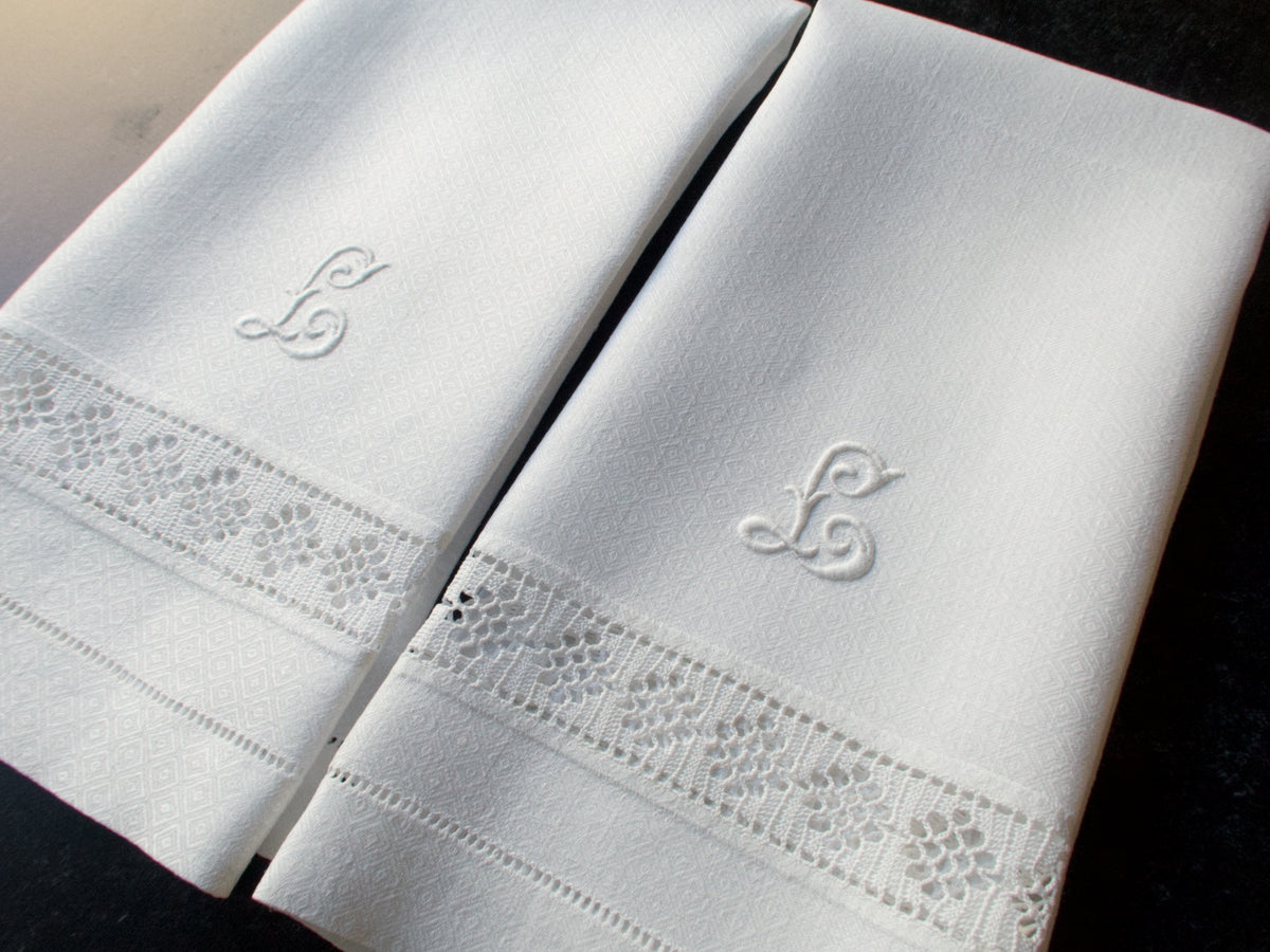 &quot;L&quot; Monogram Vintage Diamond Damask Guest Towels, Set of 2