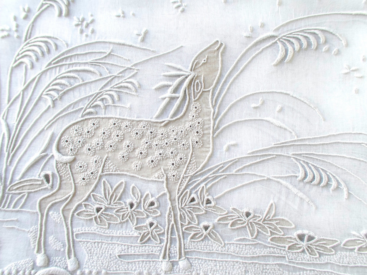 Vintage Marghab "Deer" placemat close-up of the embroidered deer among grasses and flowers
