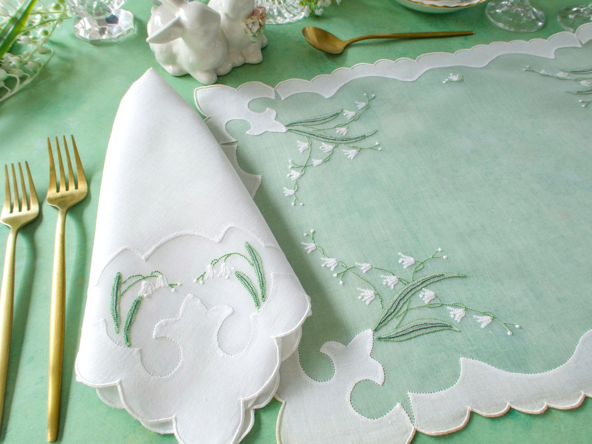 Lily of the Valley Vintage Madeira 17pc Placemat Set for 8