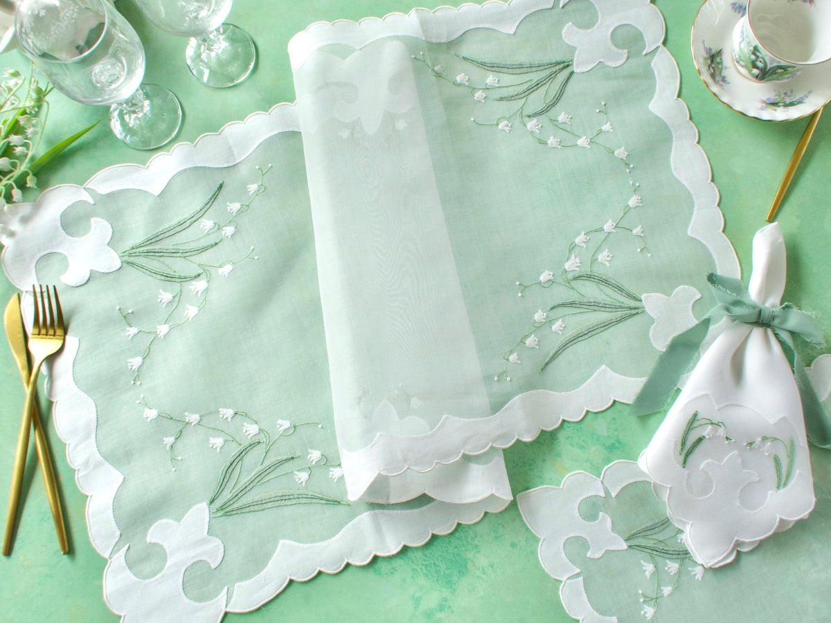 Lily of the Valley Vintage Madeira 17pc Placemat Set for 8