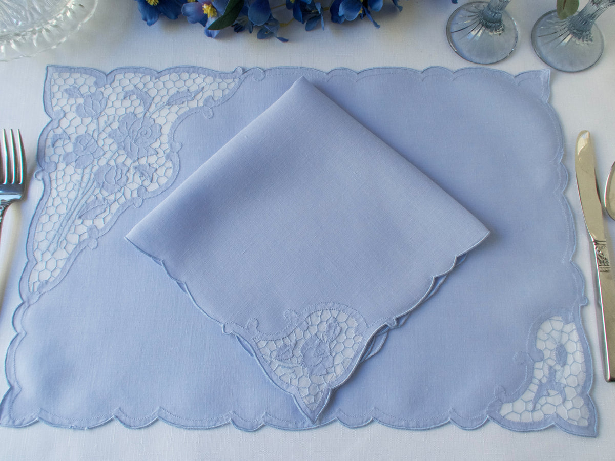 Roses in Lavender Vintage Madeira 16 Piece Placemat Set for 8