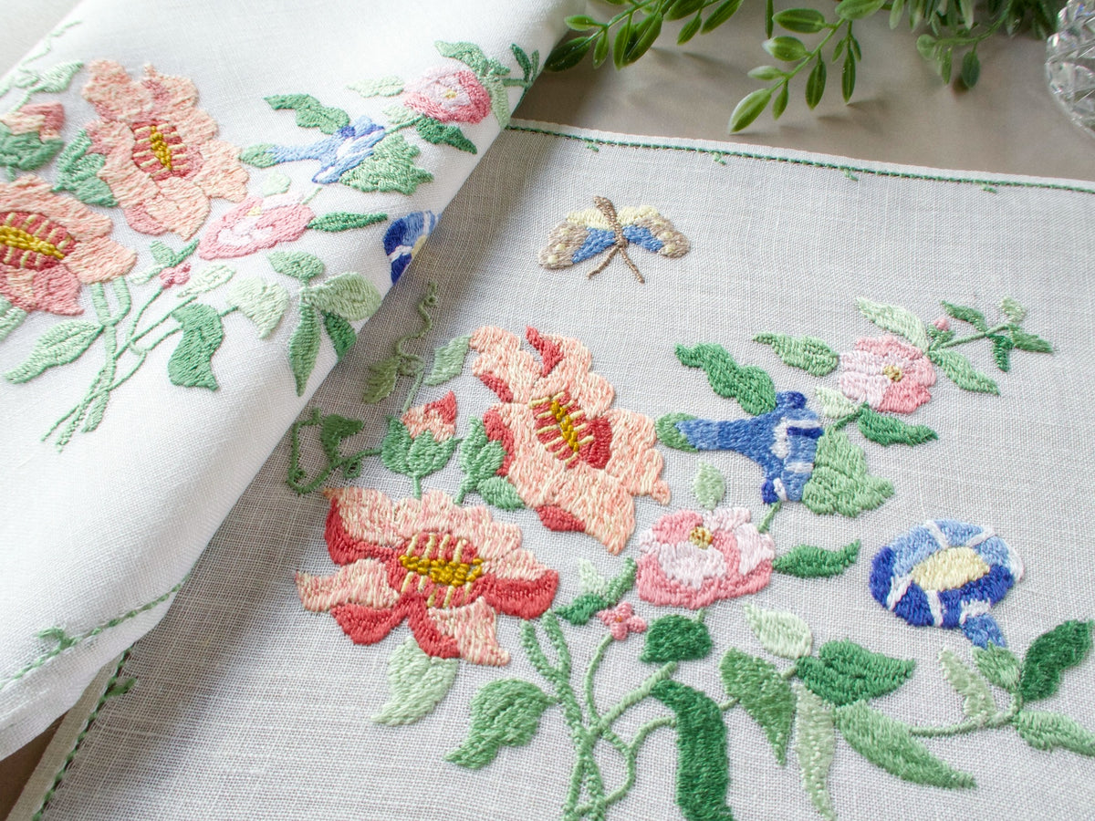 Colorful Butterflies Vintage Rapisardi 17pc Placemat Set for 8