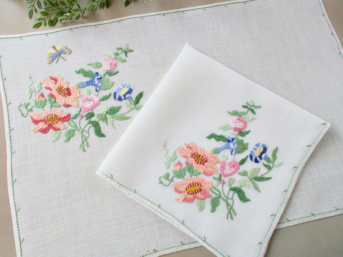 Colorful Butterflies Vintage Rapisardi 17pc Placemat Set for 8