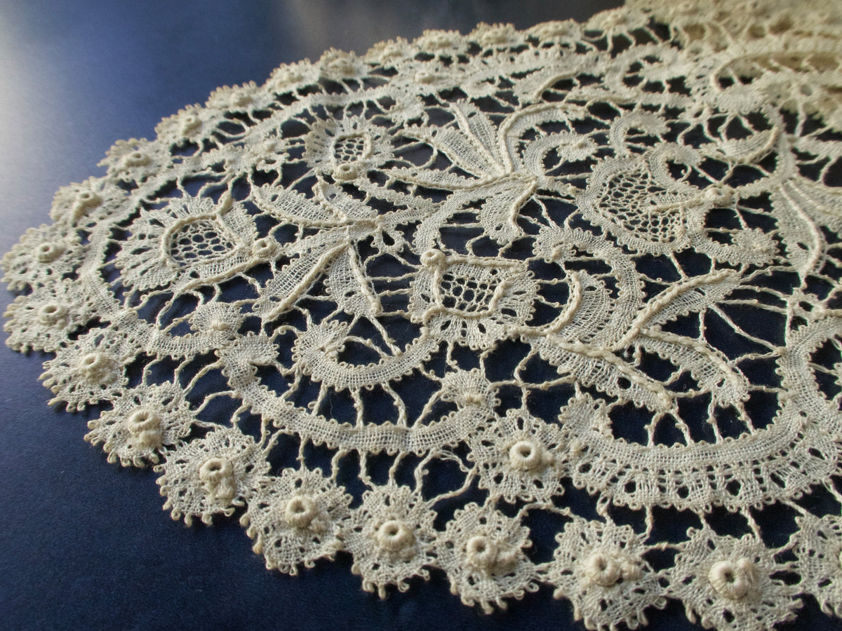 Vintage Rosaline Lace Oval Cocktail Napkins, Set of 8