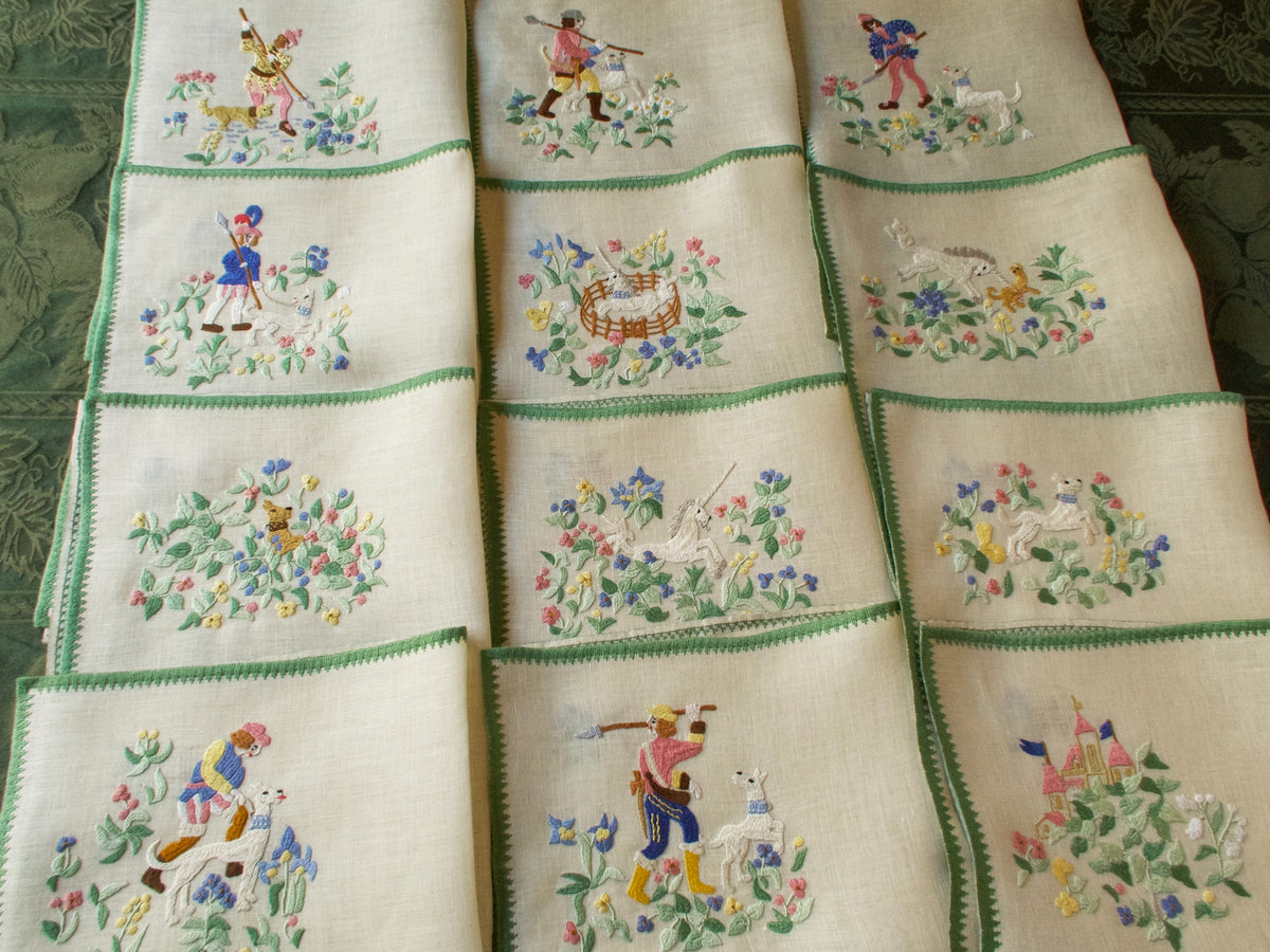 Hunt of the Unicorn Vintage Rapisardi 24pc Placemat Set for 12