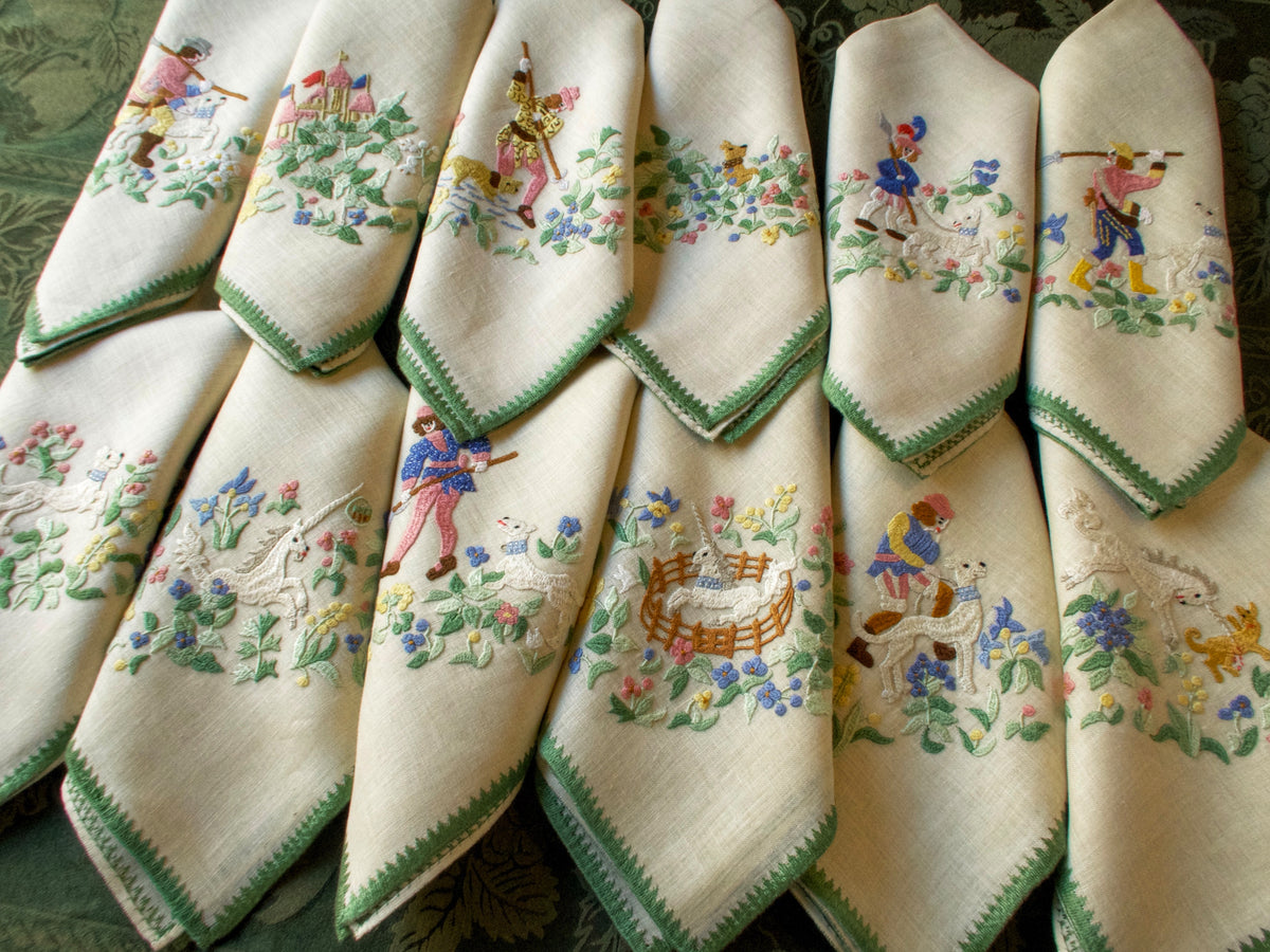 Hunt of the Unicorn Vintage Rapisardi 24pc Placemat Set for 12