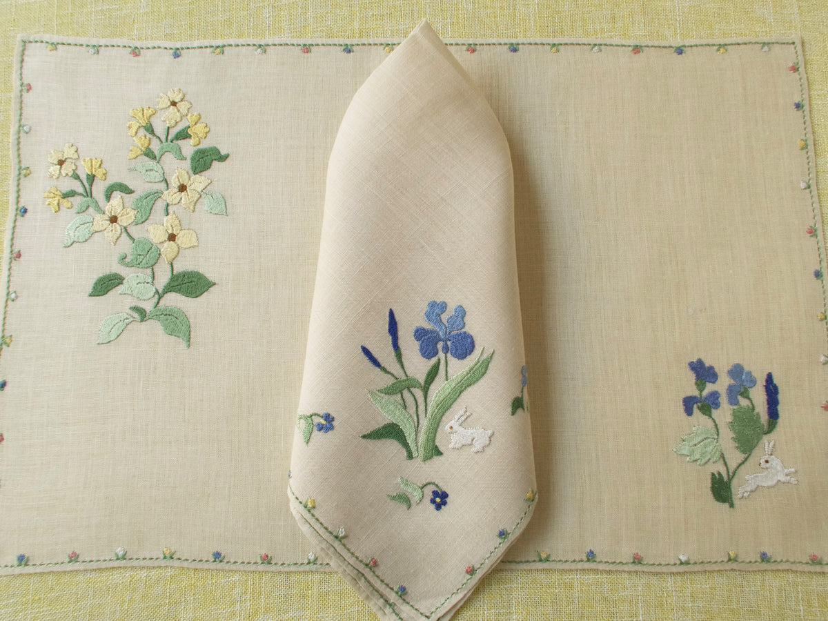 Animals &amp; Flowers Vintage Rapisardi 16pc Placemat Set for 8