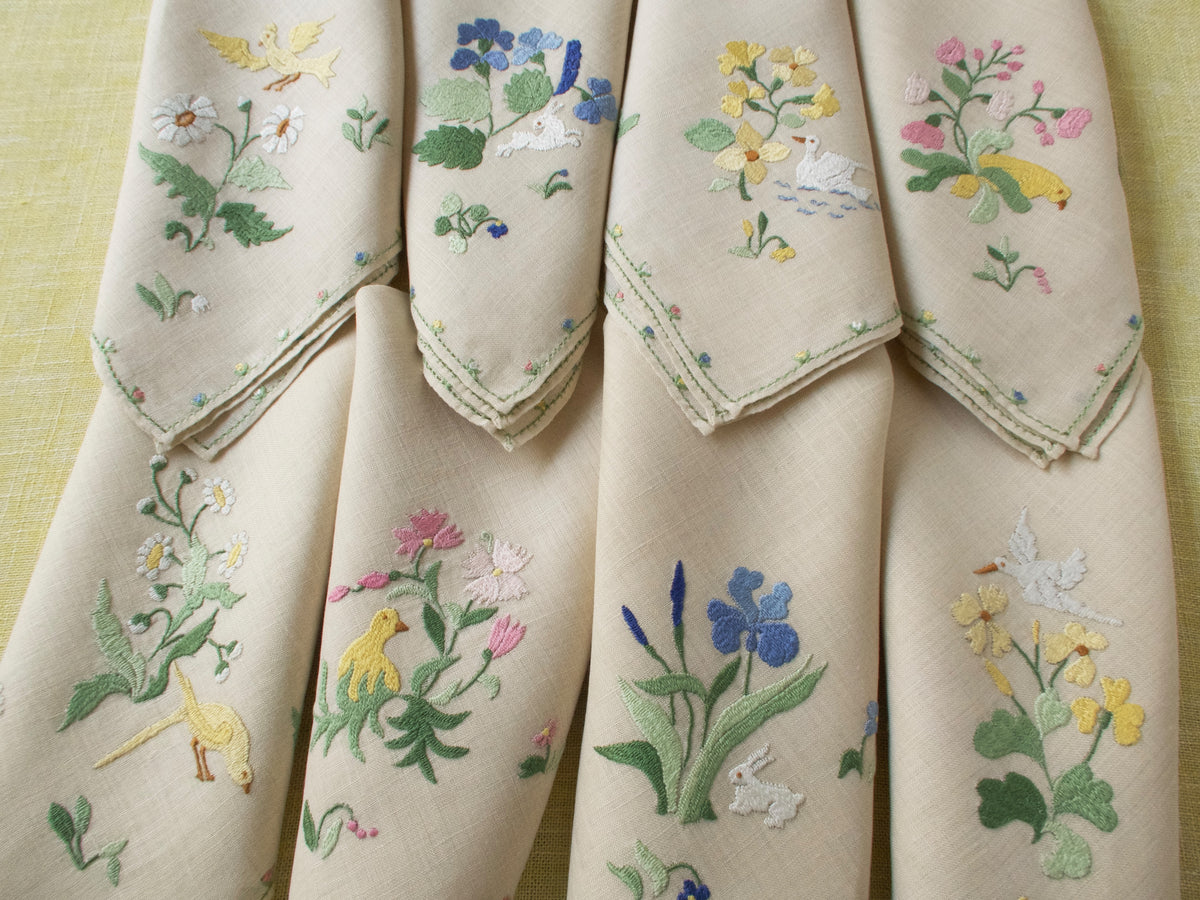 Animals &amp; Flowers Vintage Rapisardi 16pc Placemat Set for 8