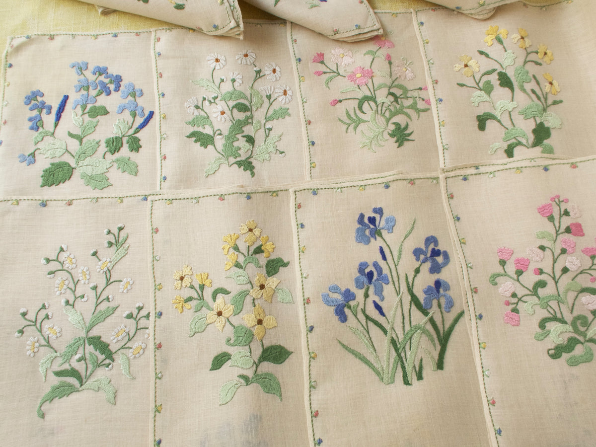 Animals &amp; Flowers Vintage Rapisardi 16pc Placemat Set for 8