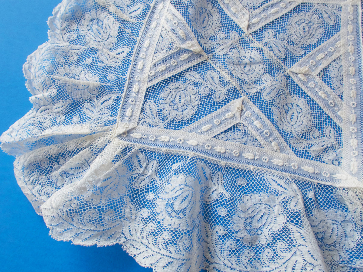 Frothy Vintage French Normandy Lace Handkerchief