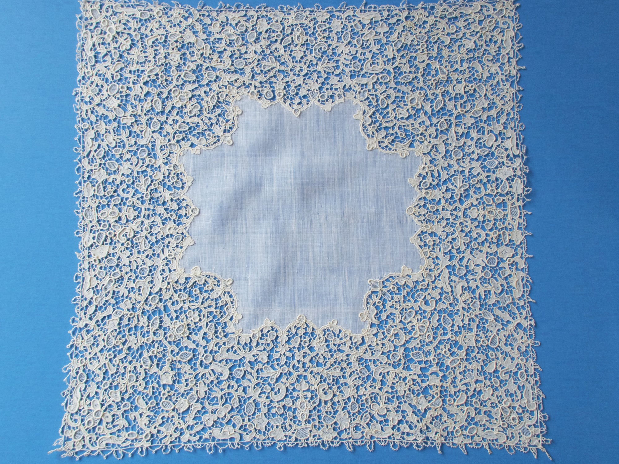 Antique Gros Point de Venise Lace Handkerchief