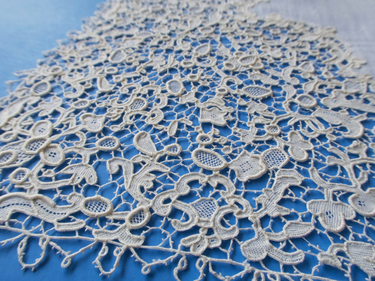 Antique Gros Point de Venise Lace Handkerchief