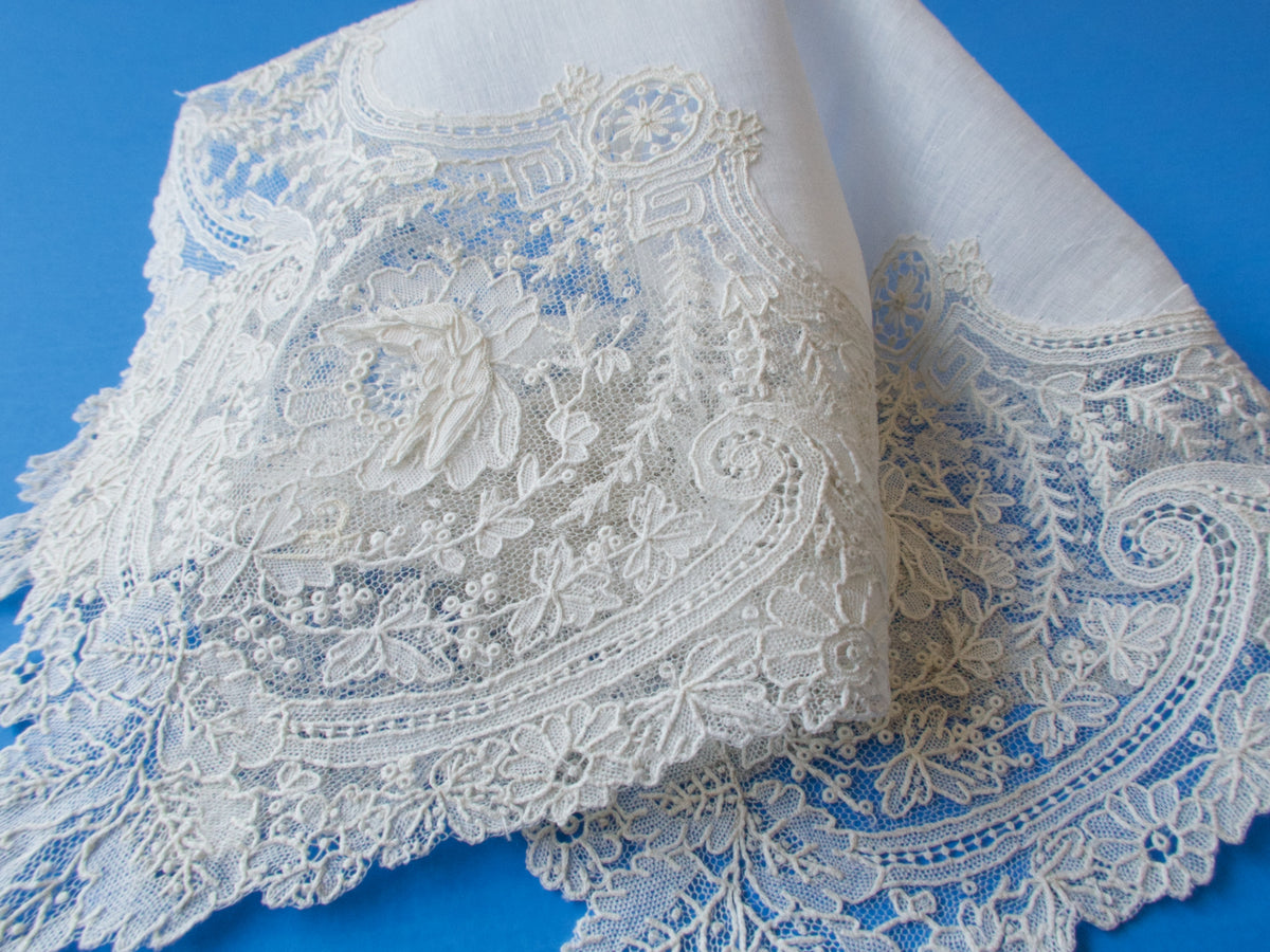 Antique Point de Gaze Lace Handkerchief