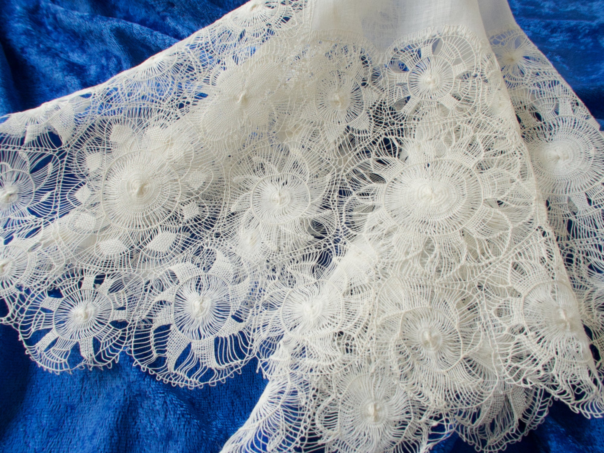 Vintage Tenerife Lace Handkerchief