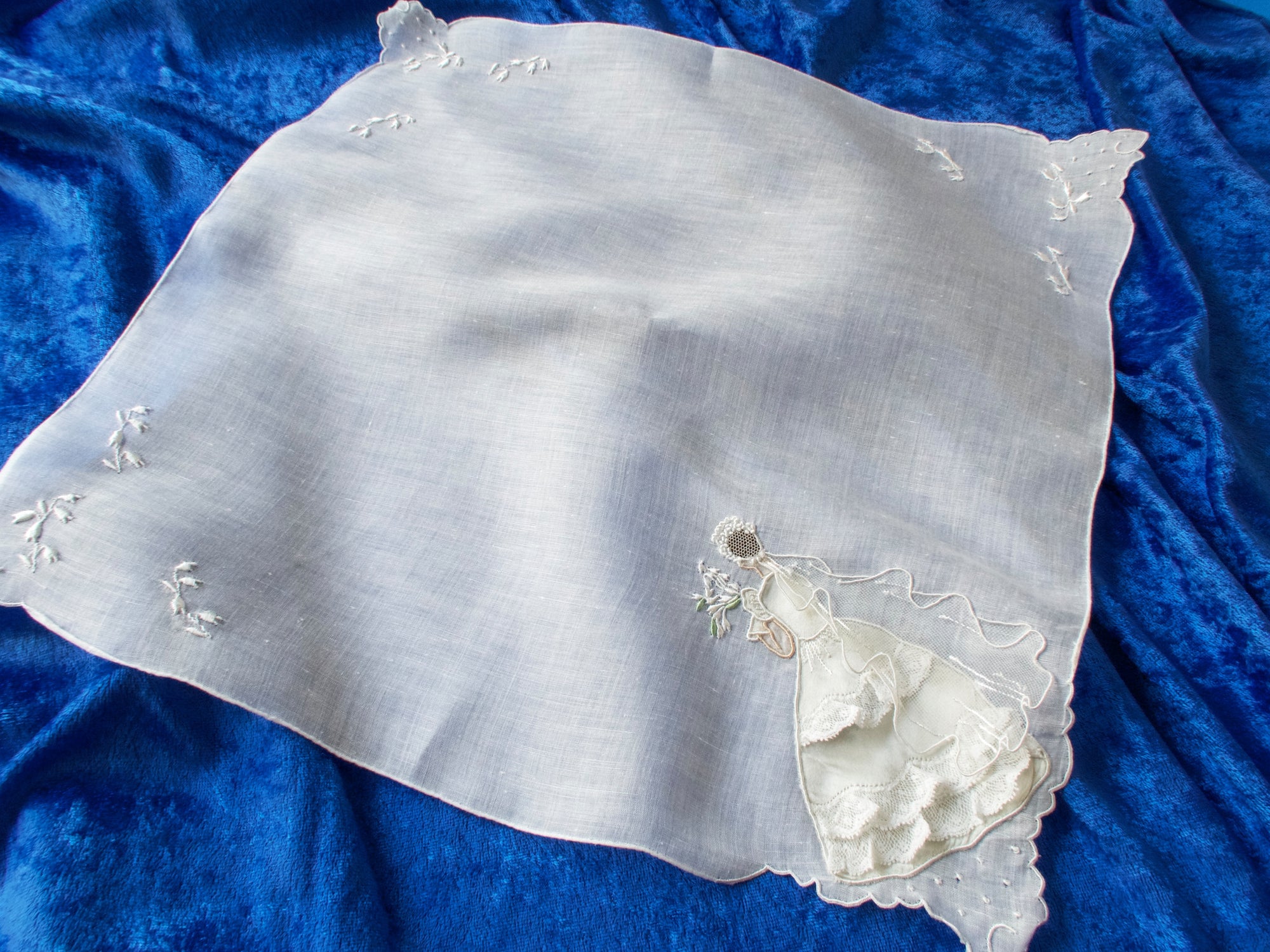 Rare Vintage Madeira Bride Lace Veil Handkerchief