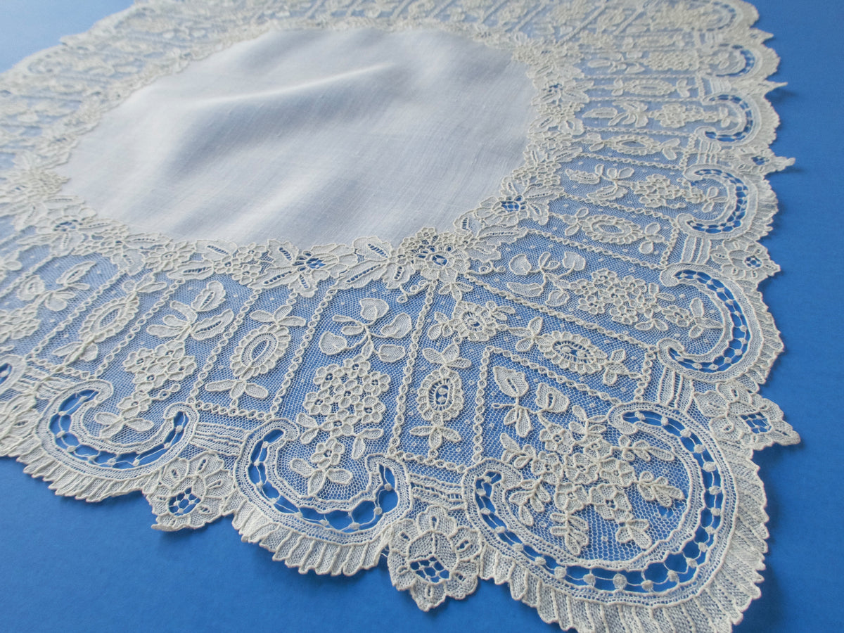 Elaborate Antique Point de Gaze Lace Handkerchief