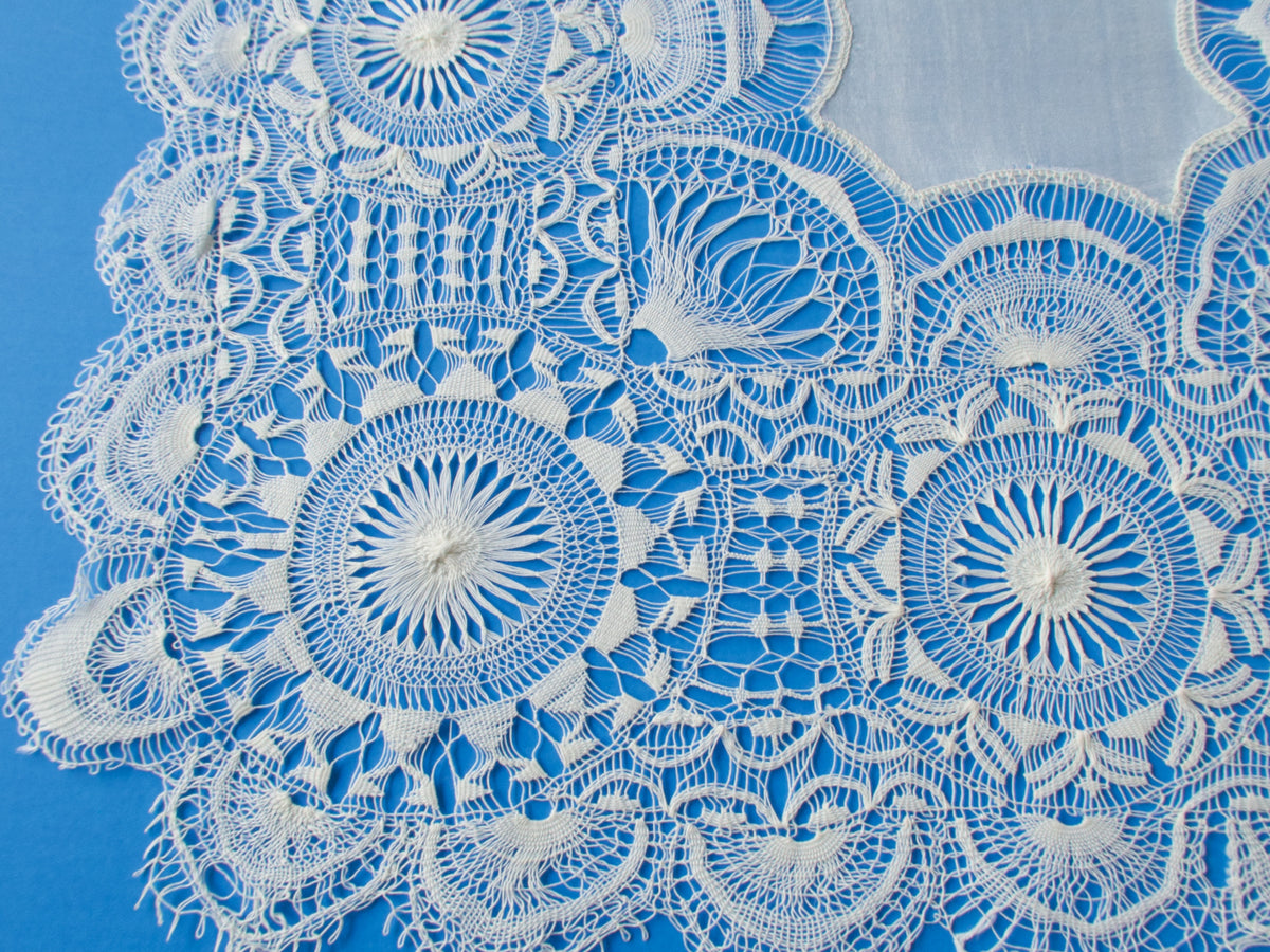 Vintage Maltese Lace Handkerchief