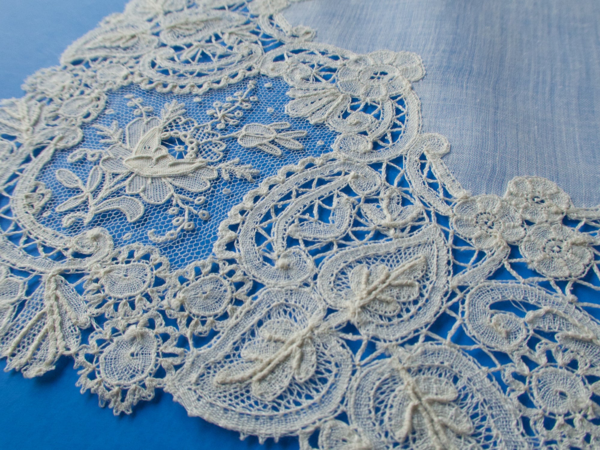 Antique Point de Gaze Lace Handkerchief