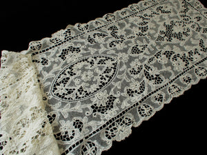 Vintage Renaissance Lace Table Runner 17x52"