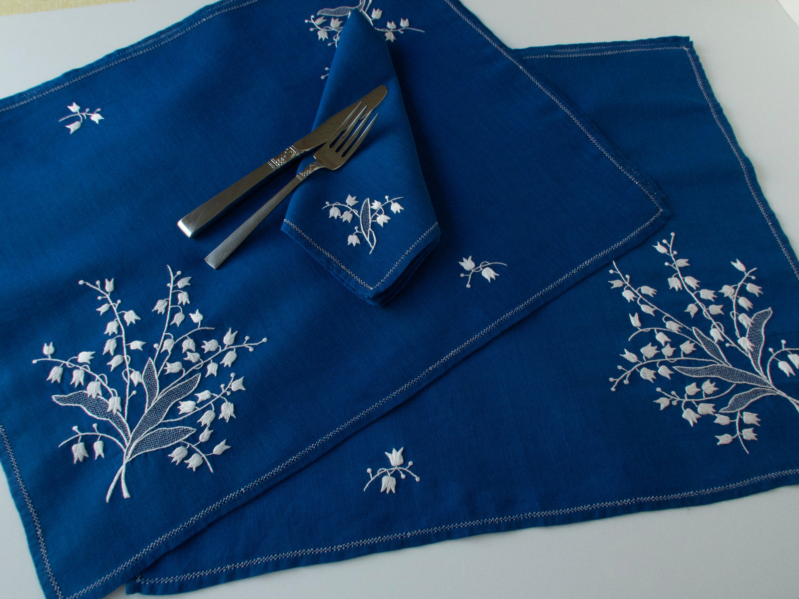 Lily of the Valley Vintage Italian 13pc Placemat Set for 6