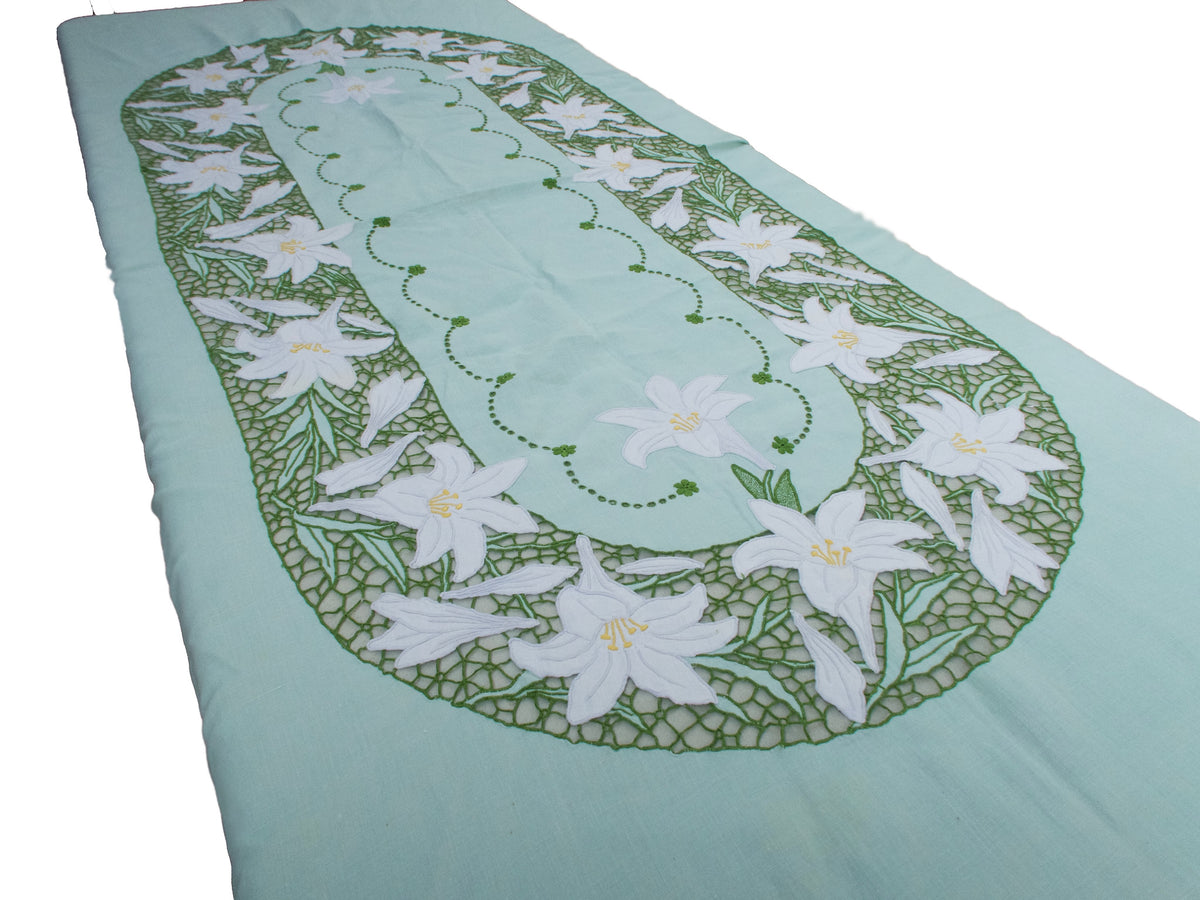 Lilies Vintage Madeira Richelieu Green Tablecloth 66x102 with 12 Napkins