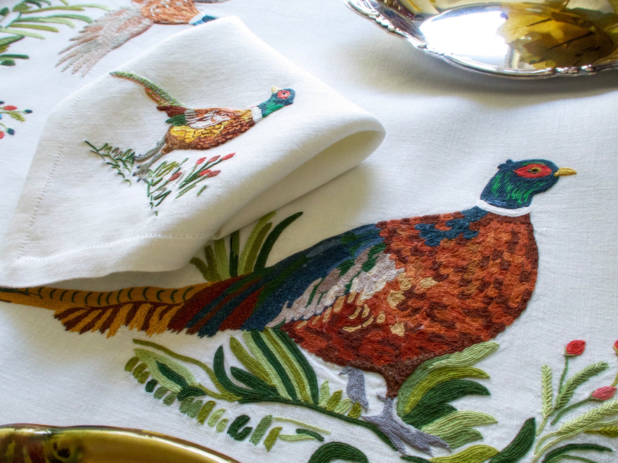 Vintage D Porthault Pheasants 148" Oval Tablecloth & 12 Napkins