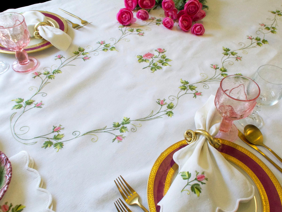Vintage D Porthault Roses 120&quot; Oval Tablecloth &amp; 12 Napkins