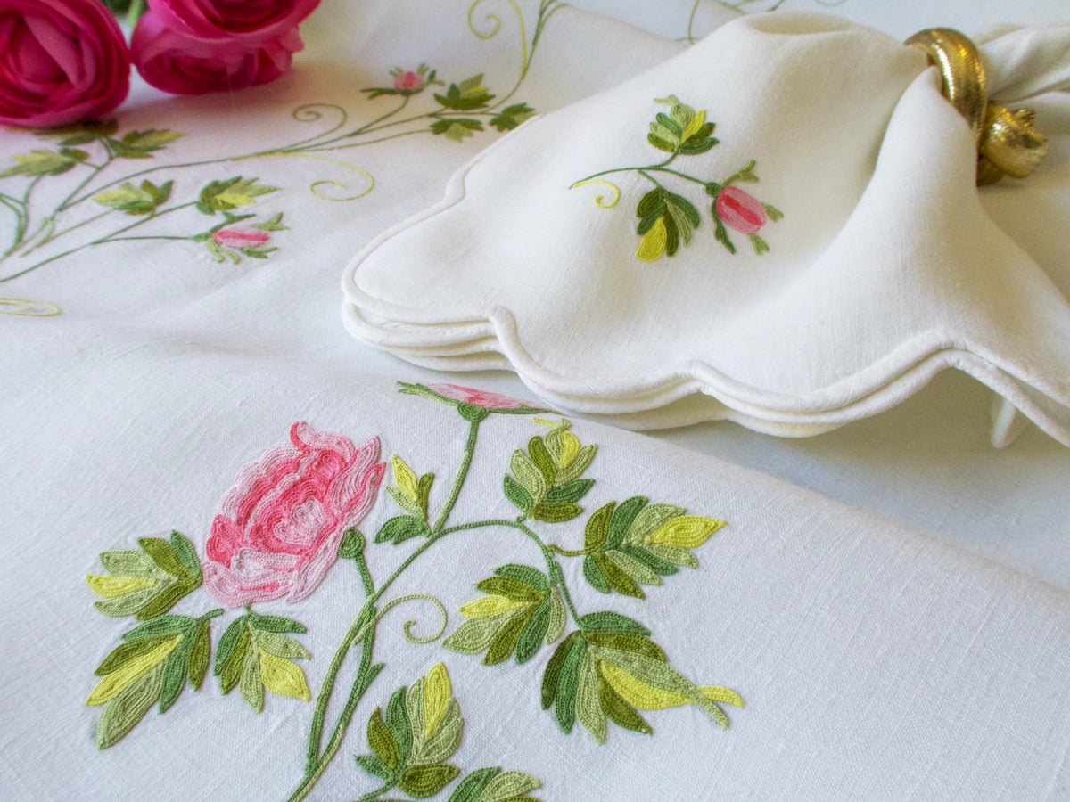 Vintage D Porthault Roses 120&quot; Oval Tablecloth &amp; 12 Napkins
