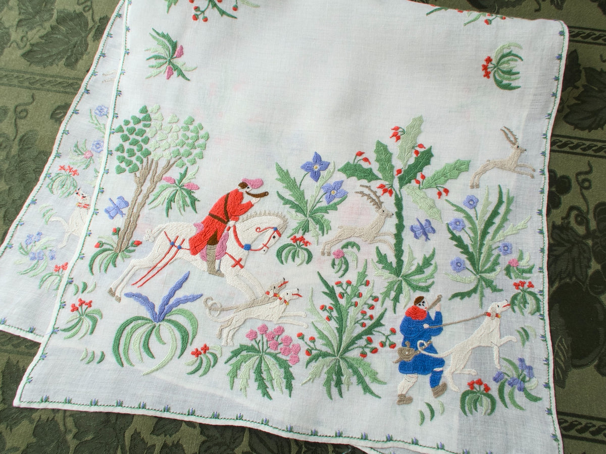Rapisardi medieval hunt embroidered linen table runner