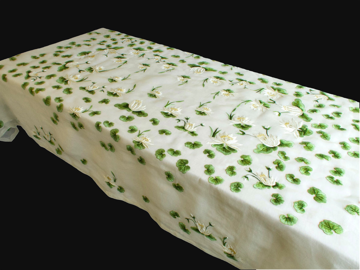 Lush Waterlilies – Vintage French Organdy Tablecloth &amp; 36 Napkin Set, 64x98
