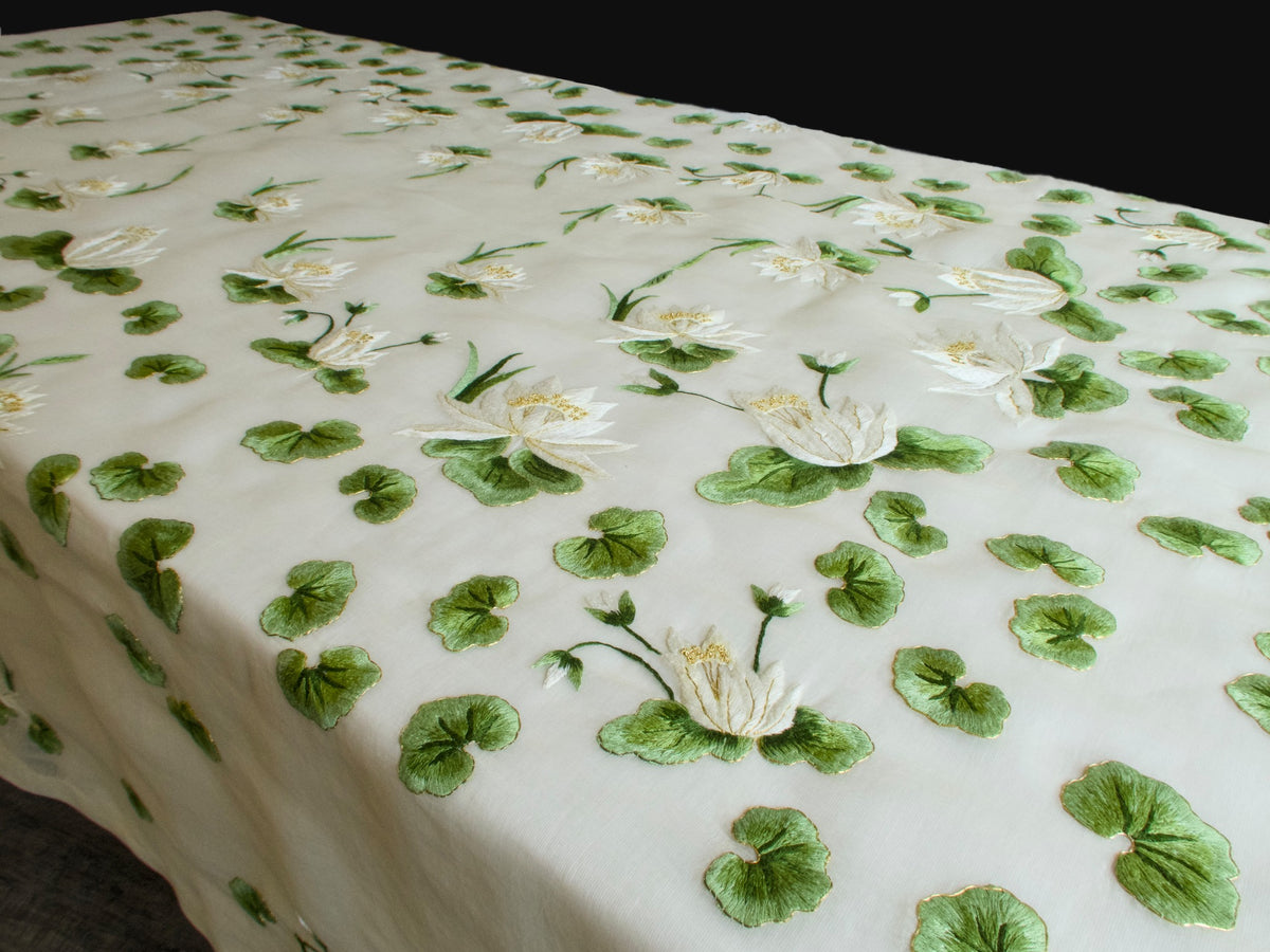 Lush Waterlilies – Vintage French Organdy Tablecloth &amp; 36 Napkin Set, 64x98