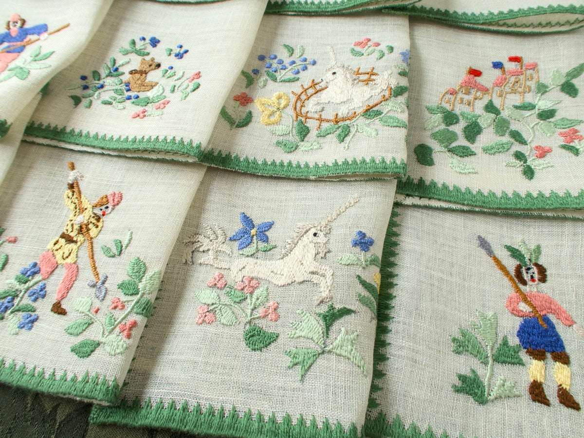 Hunt of the Unicorn Vintage Rapisardi Cocktail Napkins, Set of 12