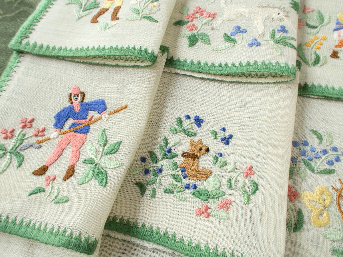 Hunt of the Unicorn Vintage Rapisardi Cocktail Napkins, Set of 12